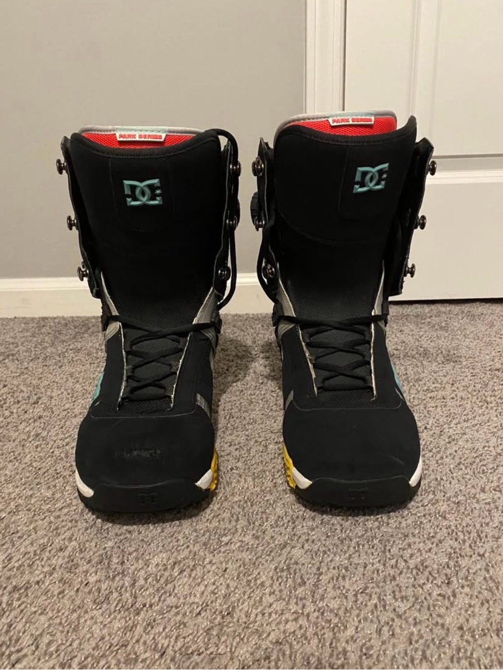 Men’s DC 2012 Super Park Snowboard Boots - Size 10.5
